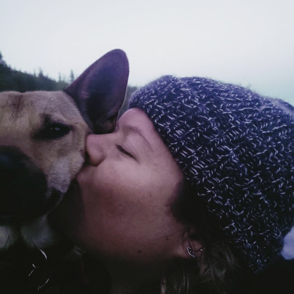 Meet your Posher, Jess - Picture 1 of 1